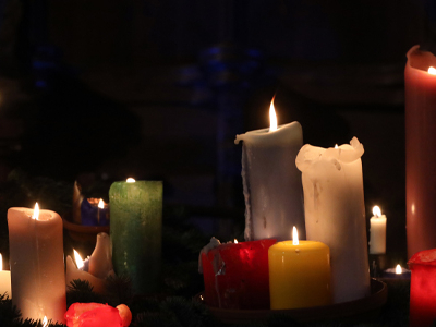 Good Friday – Taize around the Cross