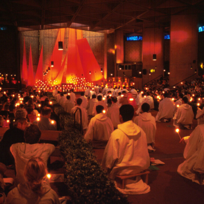 Taize around the Cross